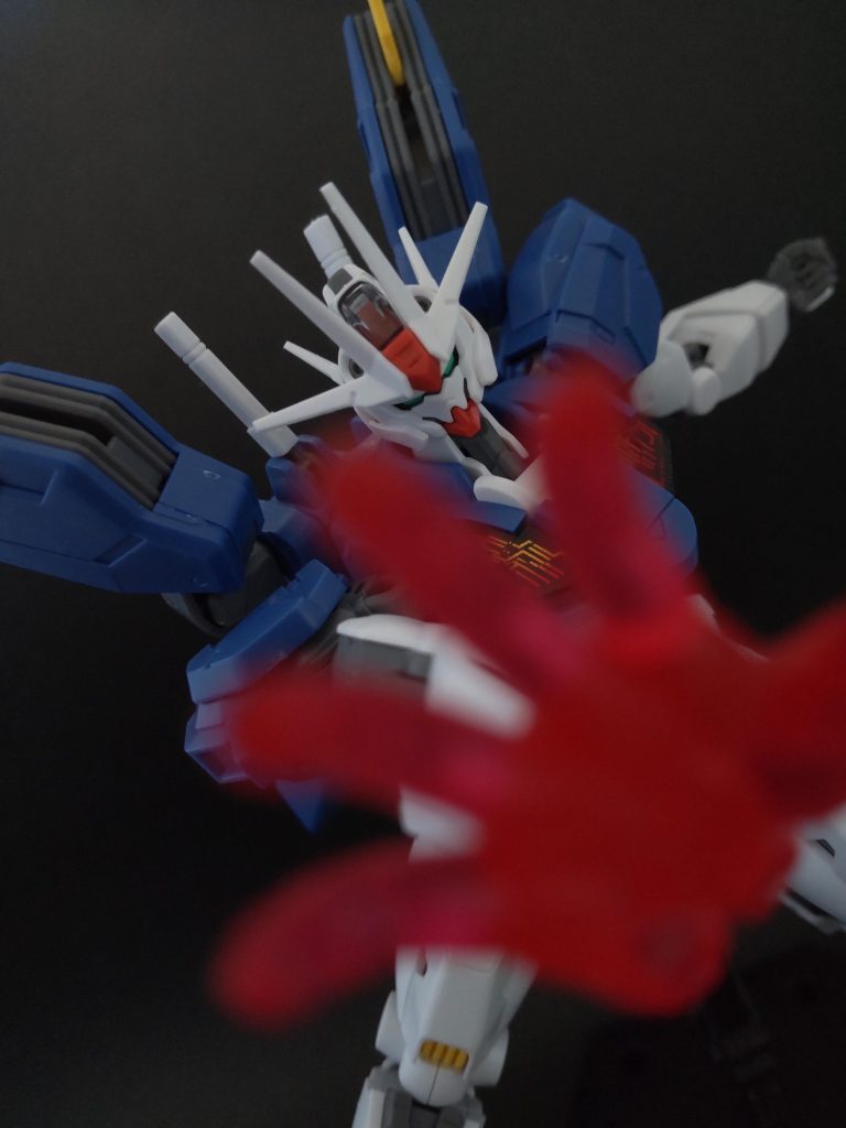 　ツイッターでダークネスフィンガーをつけてるのを見て、ＭＧマスターのフィンガーでマネしてみました。