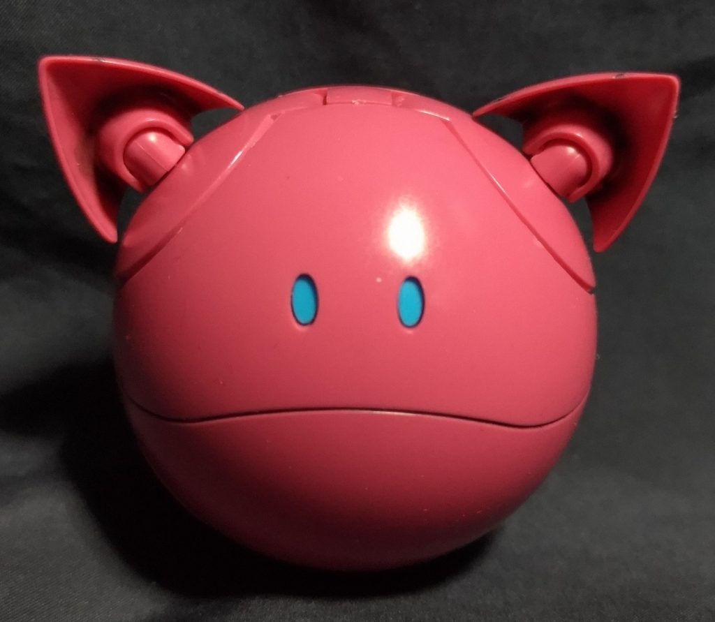 ネコミミが追加されているのが、他のハロと違いますが、基本的に、スミ入れ位しかしていないのは、今まで組んだハロと同じです。（笑）