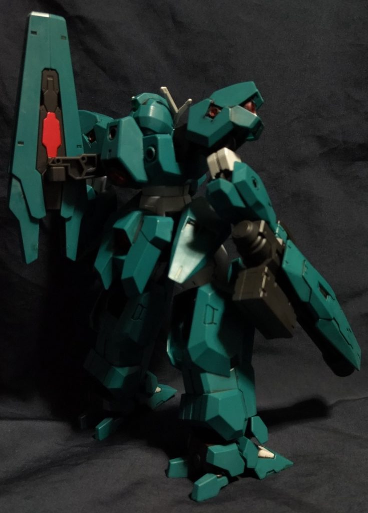 ななめ後ろから。お目汚し、失礼しました。