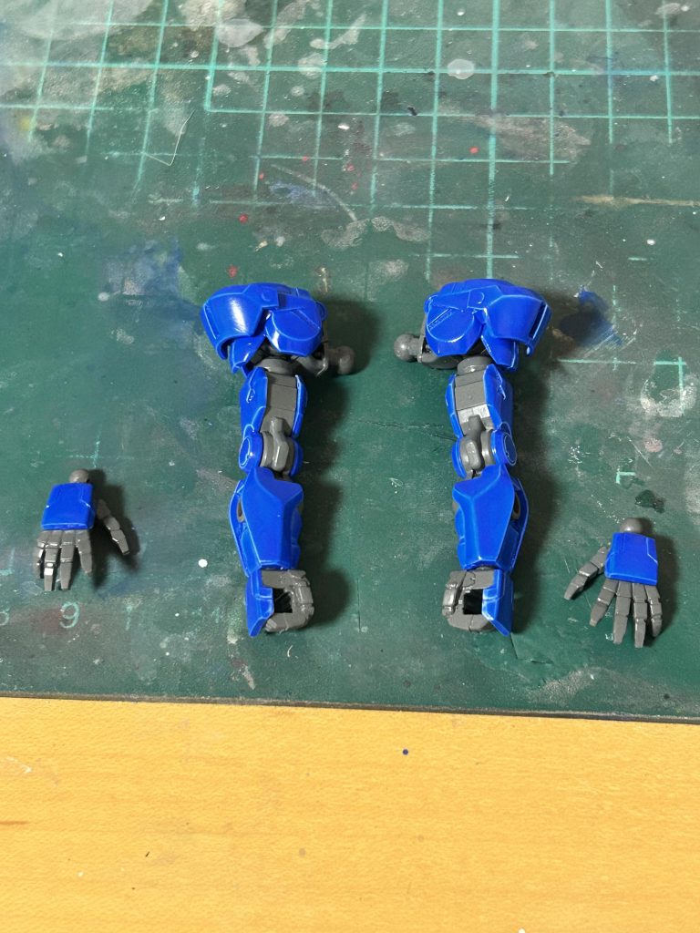 フレームは当初グレーでした。