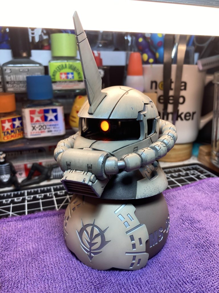 MS-06 ZAKU 2–2枚目/制作者：Kenny Kwan