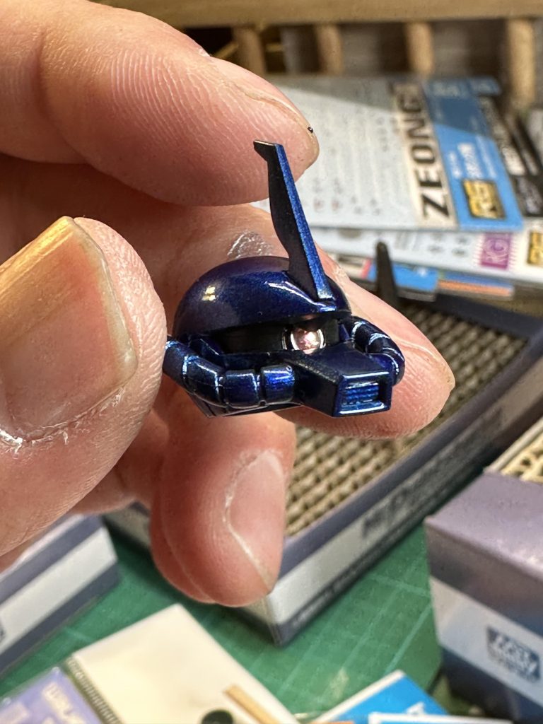 おめめパッチリ