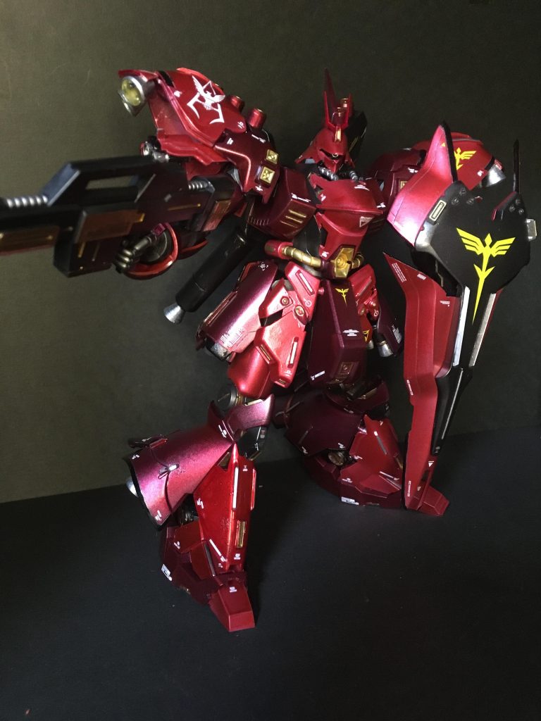 赤のメタリックは2パターンで塗ってみました。元々のわかりづらい2パターンでしたのでハッキリしてみました。