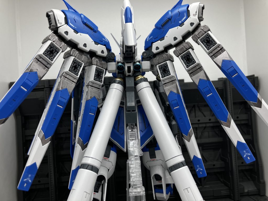 RG Hi-νガンダム–4枚目/制作者：kanakan