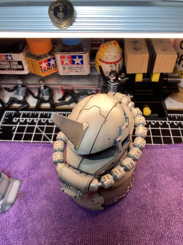 MS-06 ZAKU 2–5枚目/制作者：Kenny Kwan