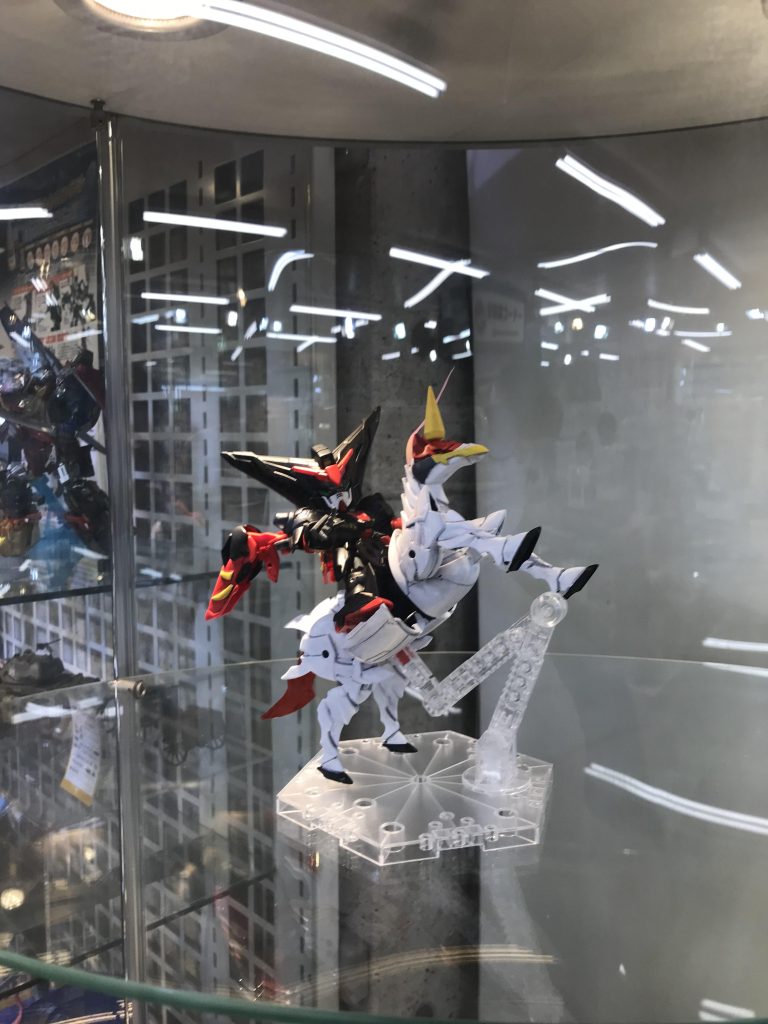 ボークスさんのコンテストにも参加。風雲再起はほぼ素組み。前記のツノ以外にもしっぽを短くしたぐらい。