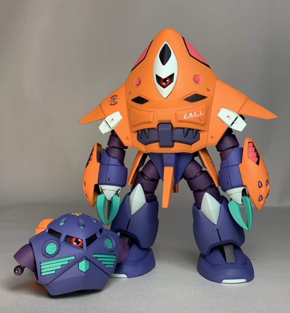 上半身は差し替え