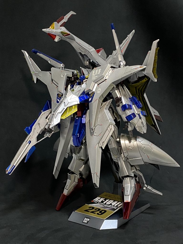 あの日見せたー泣〜顔〜涙目照らす朝陽〜肩のスジボリ消し去ろうとヤスル度に〜心が身体が〜君を覚えている〜