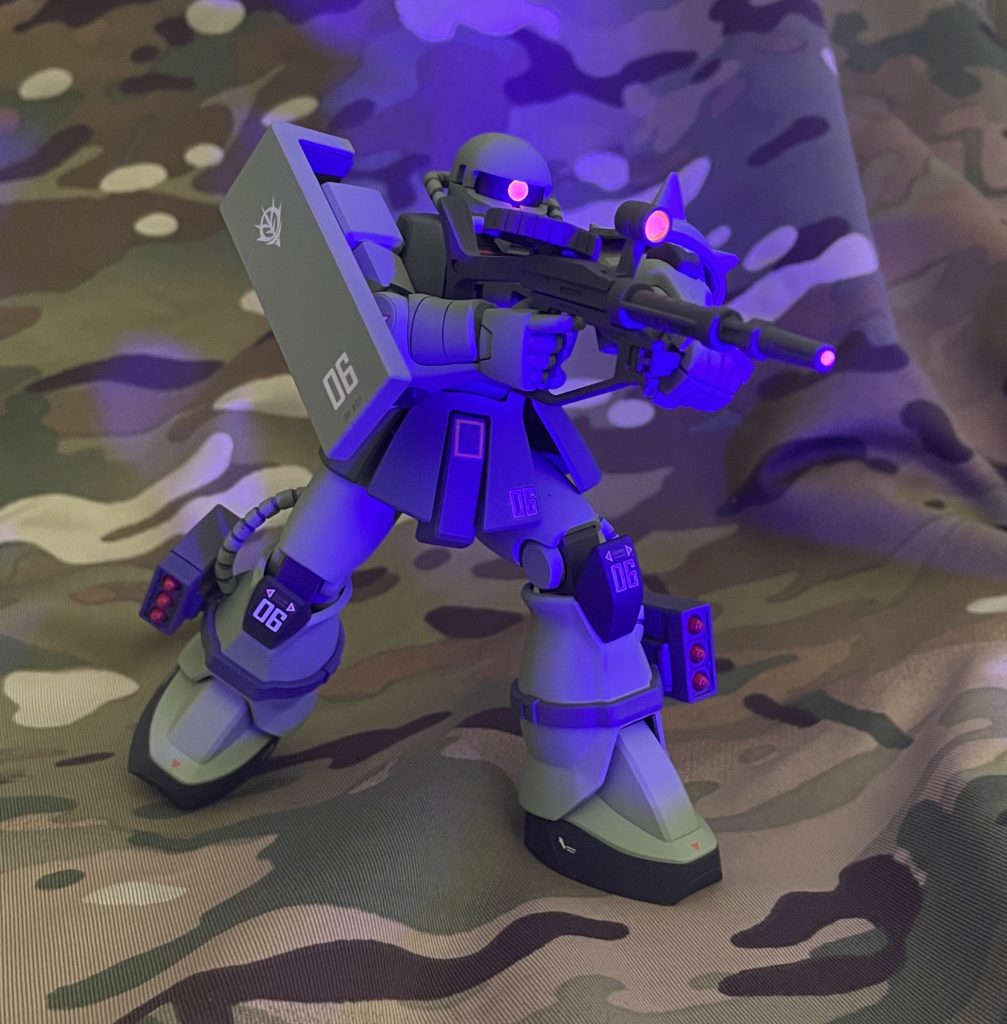 エコプラ ザクⅡ 全塗装–2枚目/制作者：震えるタケ