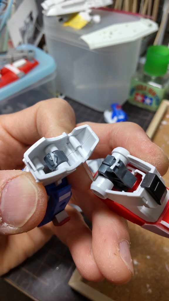 いやぁぁぁぁぁ!!こんなことがあったので実は左足首が永久固定されてます。