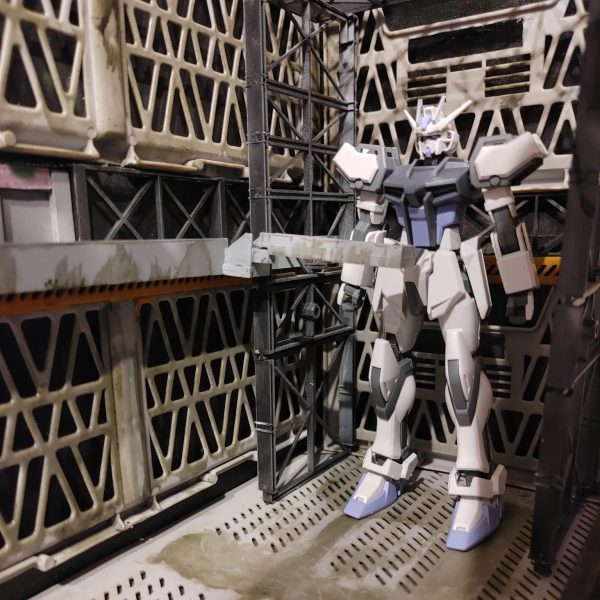 ストライクガンダムと基地