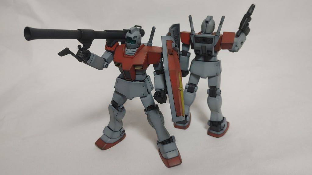 最後までご覧頂きありがとうございました!今回はガンダム付属のハイパーバズーカを装備したものや、サーベル2本の指揮官機が混ざってます! ジム地獄もとい、製作過程の写真がたくさんあるので、ぜひTwitterフォローを⭐