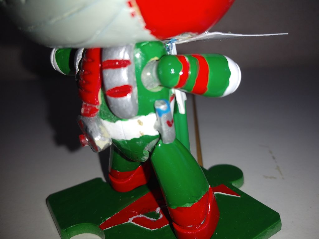 偵察道具?V3ホッパー ランナー製。腰に穴を開け、装置可能に。