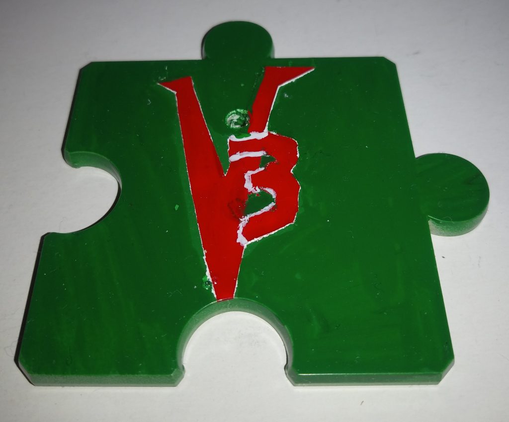 台座。今回も、マスキングして、マークを。