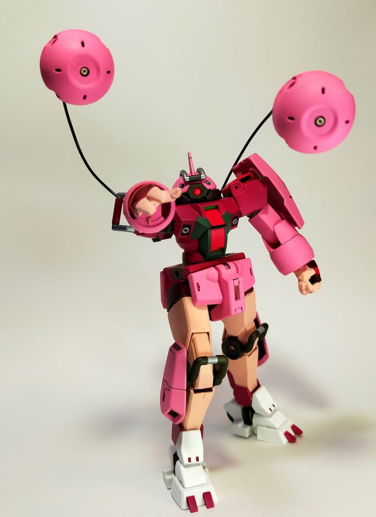 ベギルベウから強奪したポッド固めのハリガネでスタンドなしで自立します