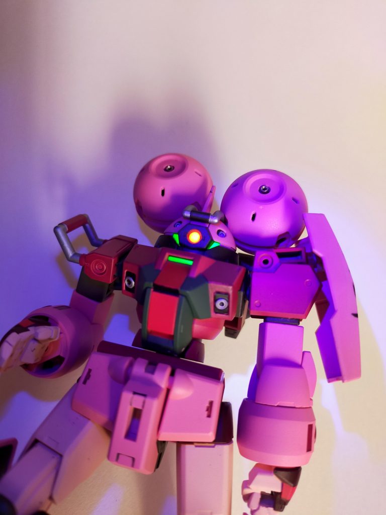 蛍光塗料を使用