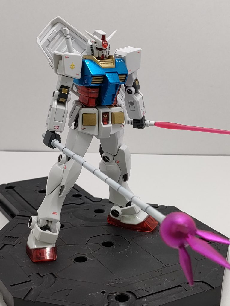 ビームジャベリン持たせてみた!!アクションはやってみましたが、うまくできないwwやっぱエントリーグレードは素立ちが一番よき!!🤓