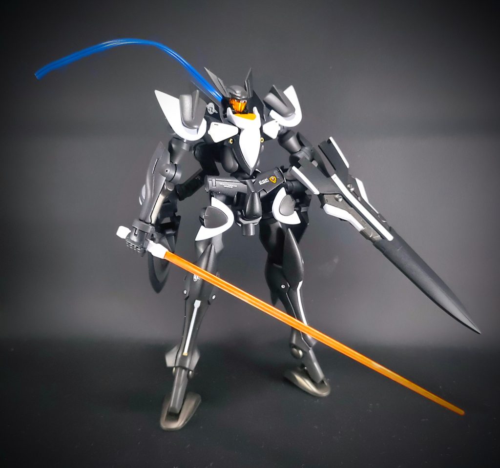 ケーブルがあるとスサノオ感が増す