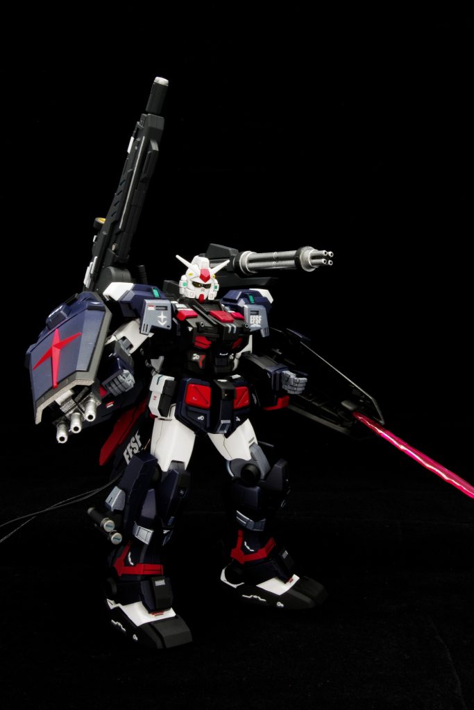 サーベルを光らせる予定でしたが忘れてたぜ!