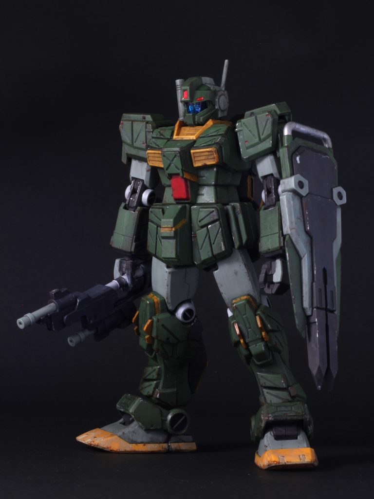 黒背景だと、色が鮮やかに写るので、何色で汚したのかわかりやすいかと思います。