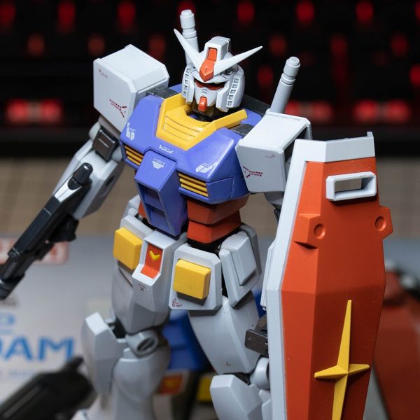 初塗装ガンダム