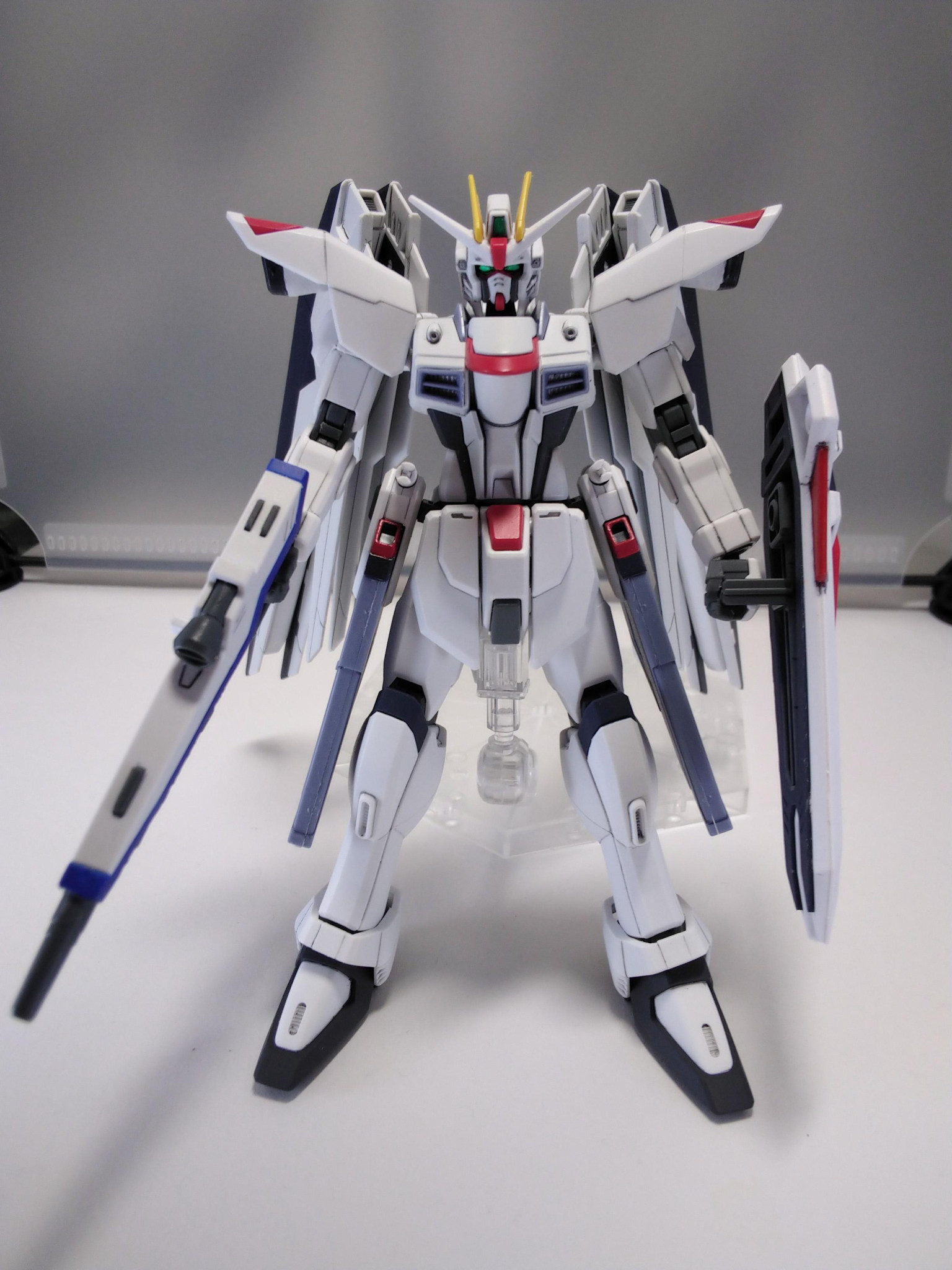 フリーダムガンダムブランシュ｜AKINORIGOTOさんのガンプラ作品