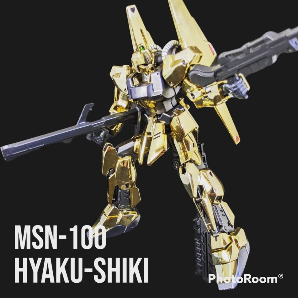 トップコート、デカール前の画像ですが、デカールも左肩に百のマークを貼ったくらいでたいして変化ありません。