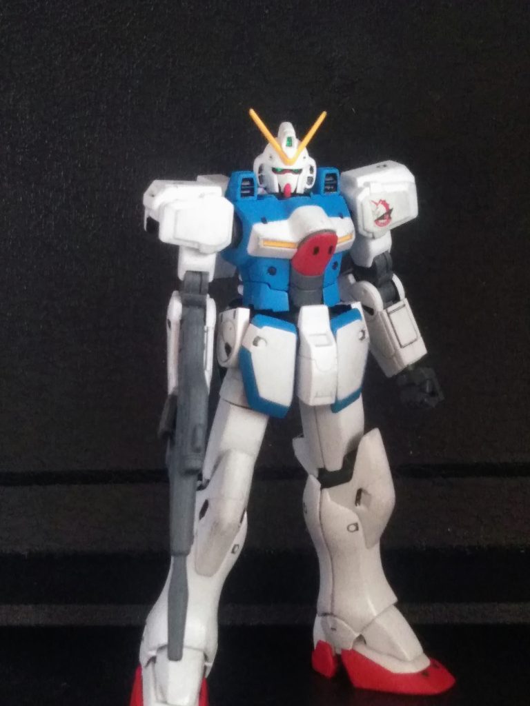 『富野節』全開だった当アニメ。リアタイ視聴時の全体的な感想はキ〇ガ〇アニメかっ！？でした。『俺のガンダムはコレじゃない！！』などと考えつつ、弟とともに全話完走いたしました。弟は小遣いがゆるす限りプラモを買い漁っておりました。