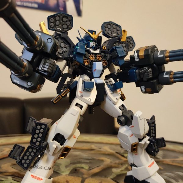 ガンダムヘビーアームズ EW