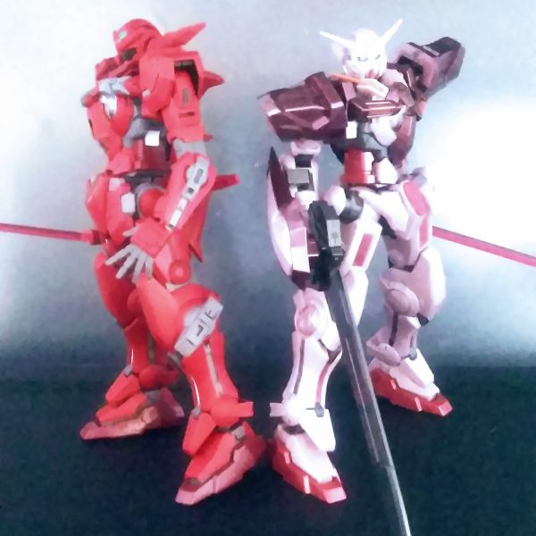 HG ガンダム エクシア [トランザム] & HG改造 ガンダム アストレア
