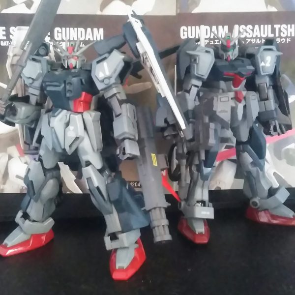 旧HG ストライク ガンダム & 旧HG デュエル ガンダム