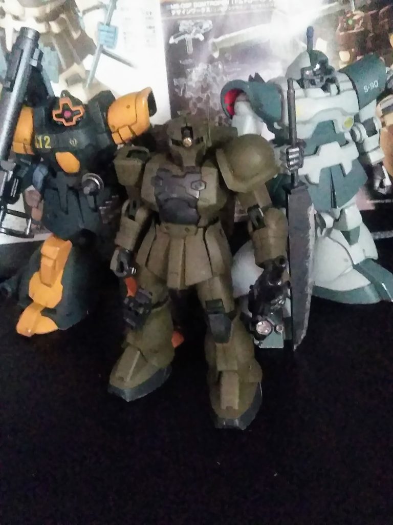 赤い偉い人が出戻って、アマゾン方面で大作戦をやらかすとの事。『ルッキールー中隊』は、そのお手伝いに向かうようで、南米へ出張です。