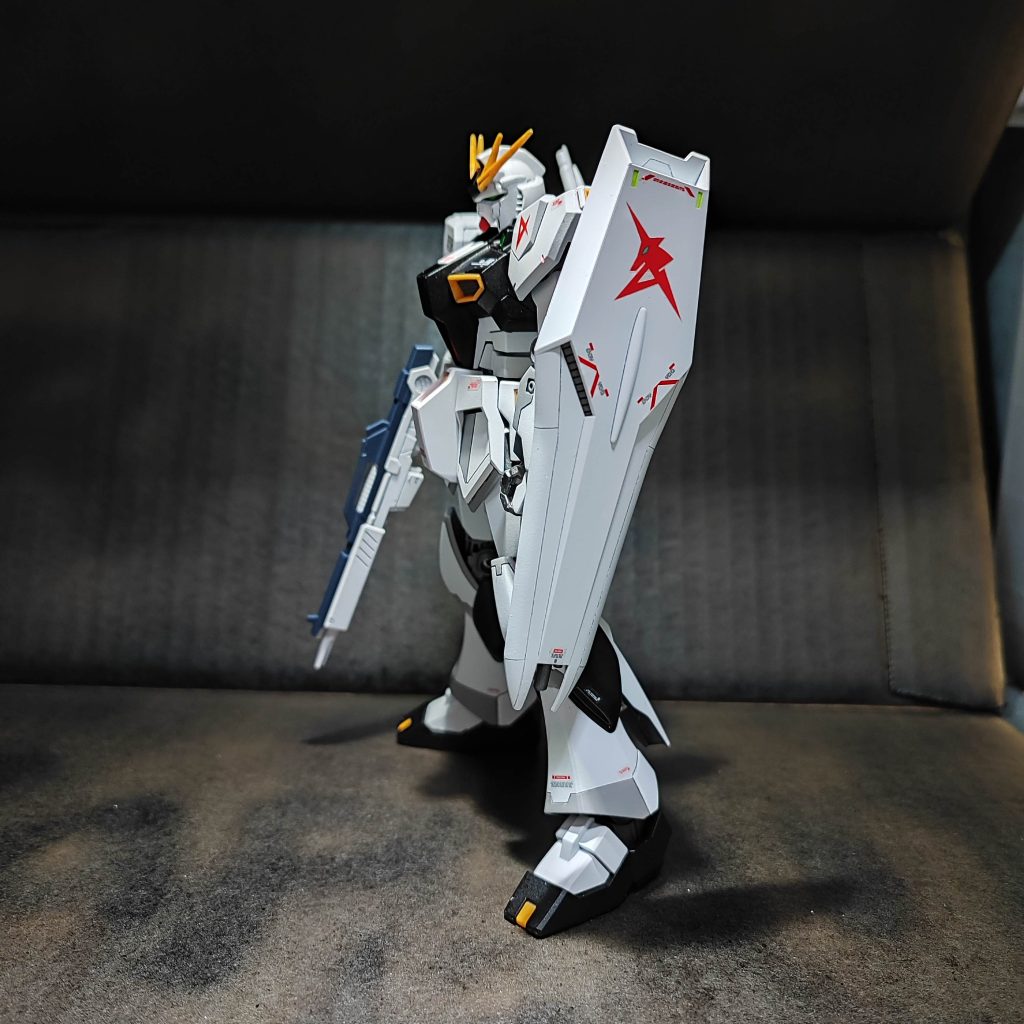 EG νガンダム–4枚目/制作者：@nozomu3399