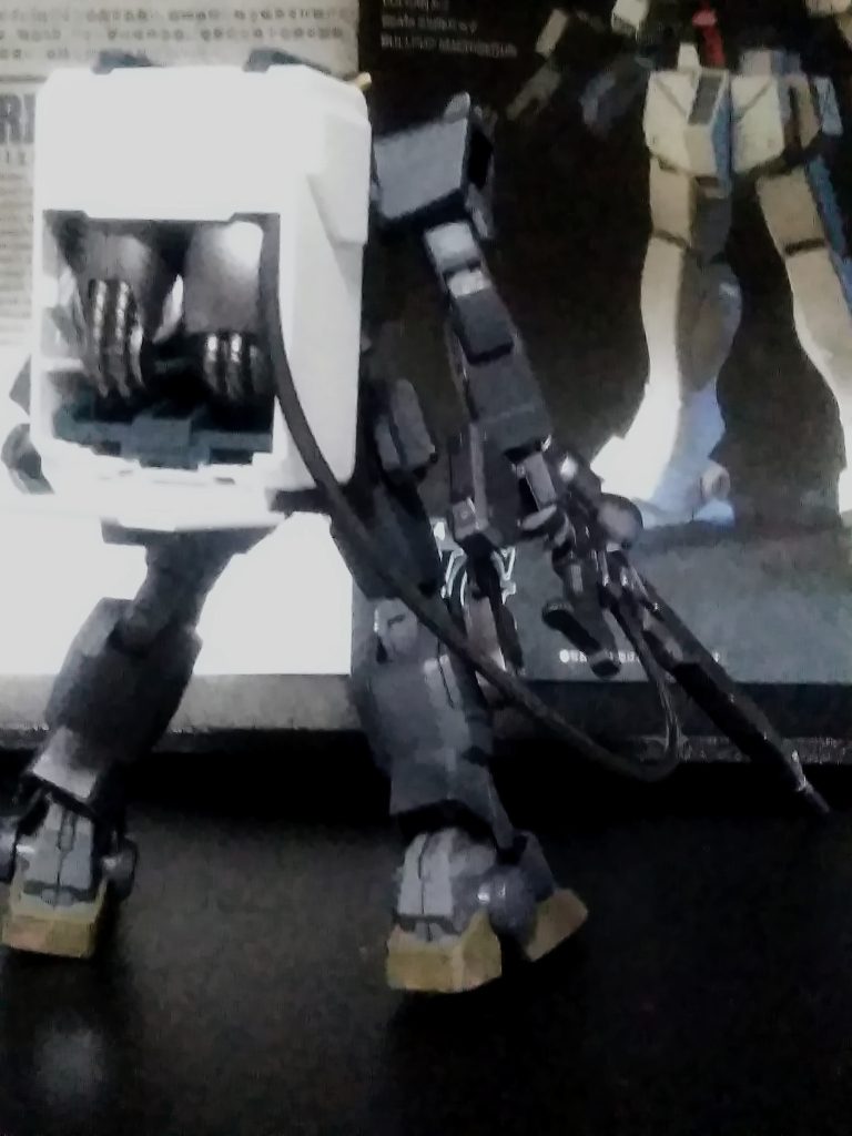 ライフル用のバッテリー搭載。