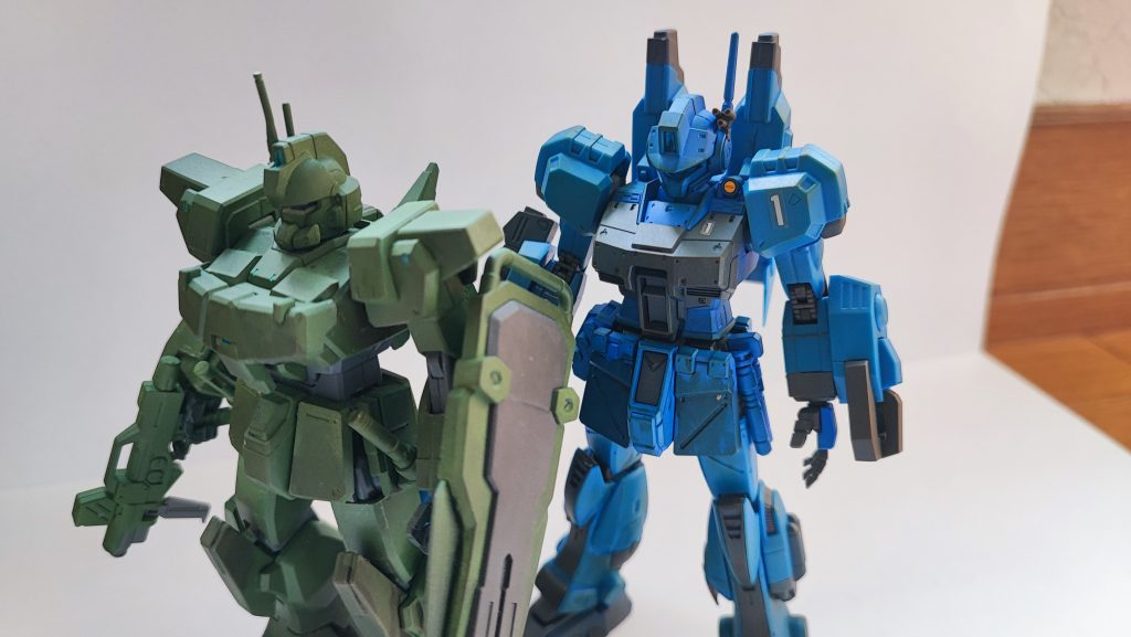 ガンダムEz-8 スパルタンと並べて、残り2機のジムスパルタンも組んではあるのですこし手を加えて行きます