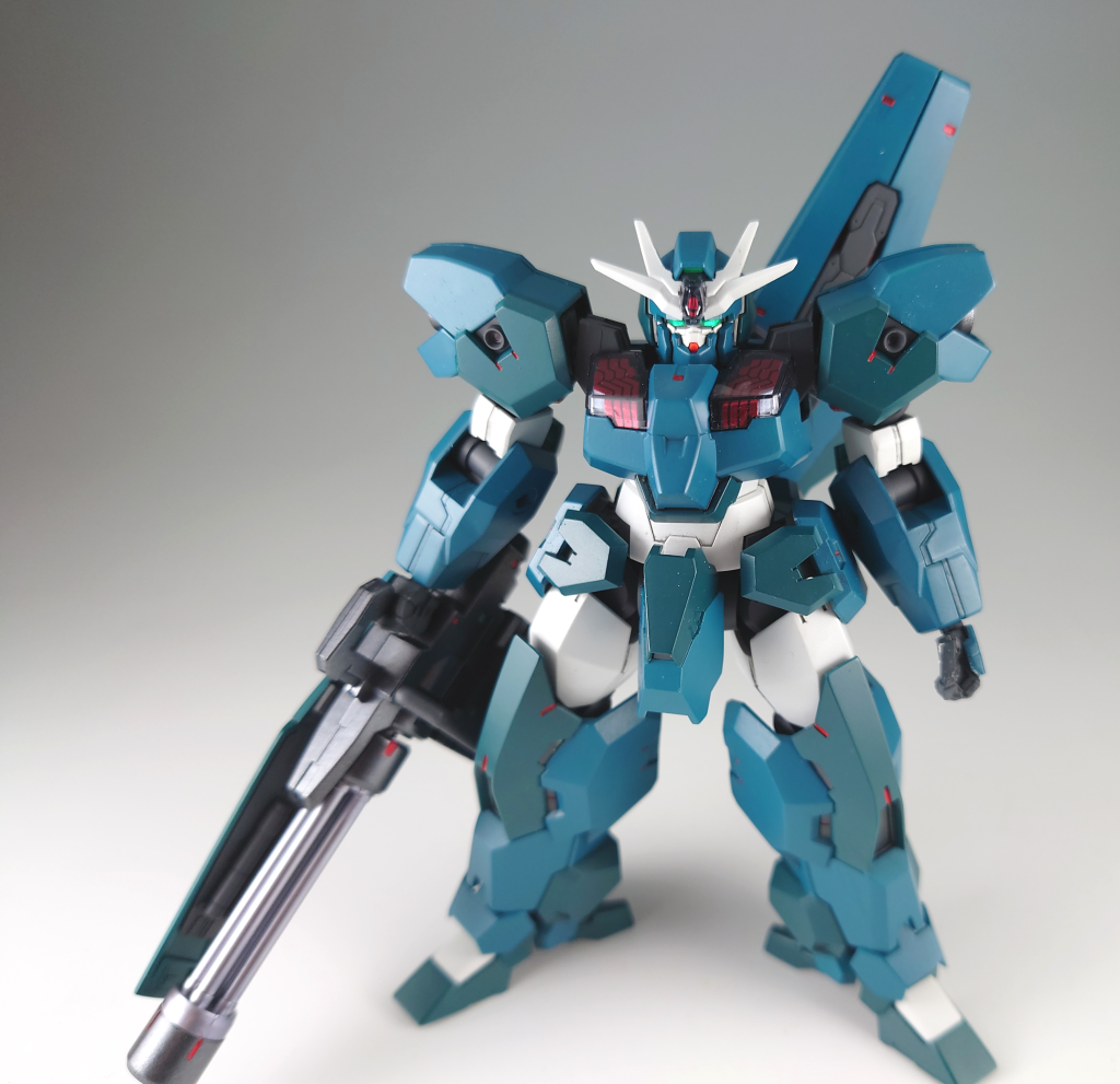 ツインアイ、センサーはキット付属のシールです。