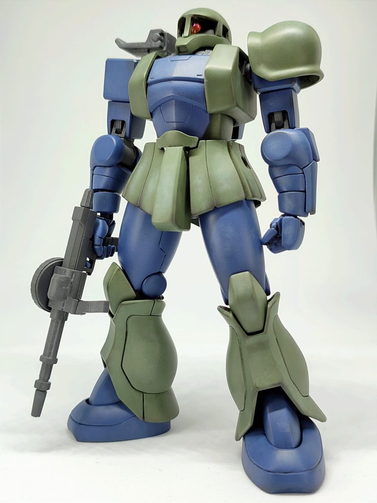 バズーカホルダーとマシンガン。