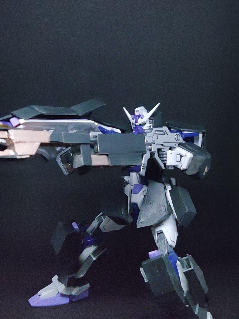 可動範囲は少し狭まりますが特に問題はなし