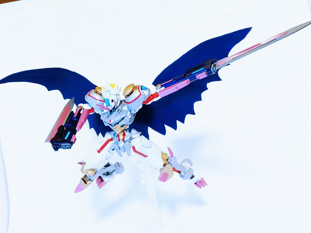 第56話『穢レ』VSクズハモンで初進化。尺を使ってじっくりガションガションと展開するコスモブレードで裏飯綱を打ち消すとこがめちゃくちゃ好きなので再現ポーズ。