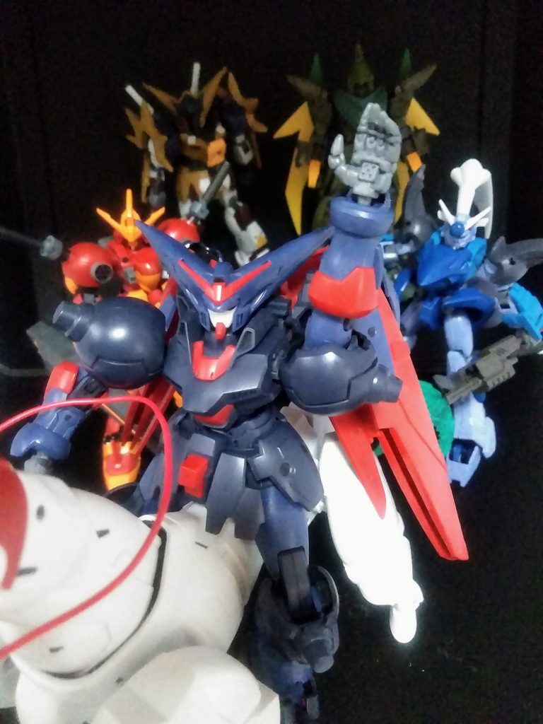 「ふんっ!お前など、ワシが自ら手を下すまでもないわっ!」「なんだとっ…」「出ませいっ!!デビルガンダム軍団が一翼っ!!!《邪王狂乱死殺暗黒陣》っ!!!!」