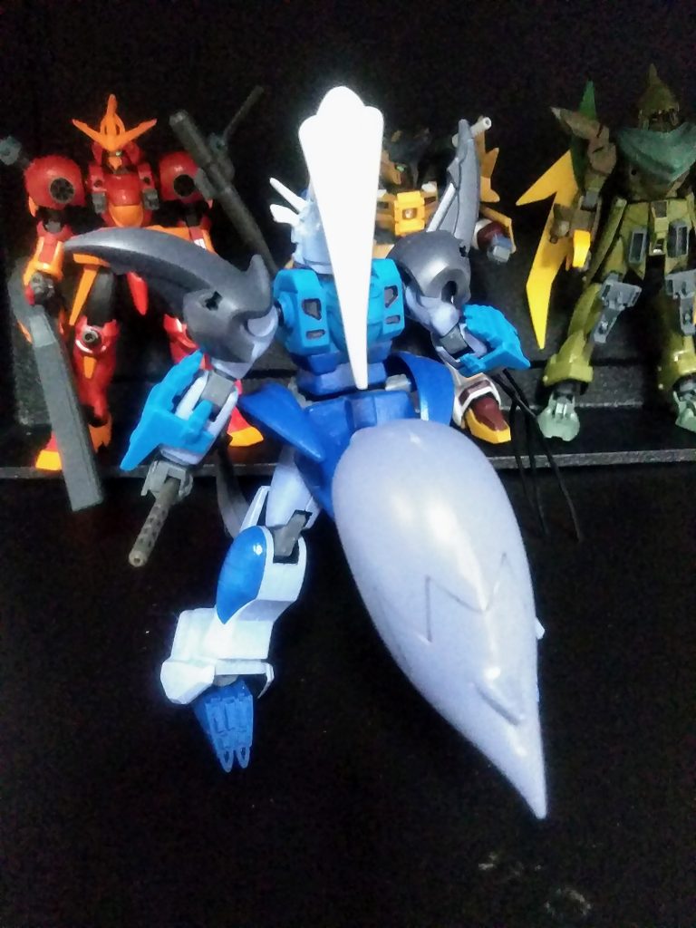 この子は1/144 シャイニング ガンダムより転生。策士気取りの卑怯者。