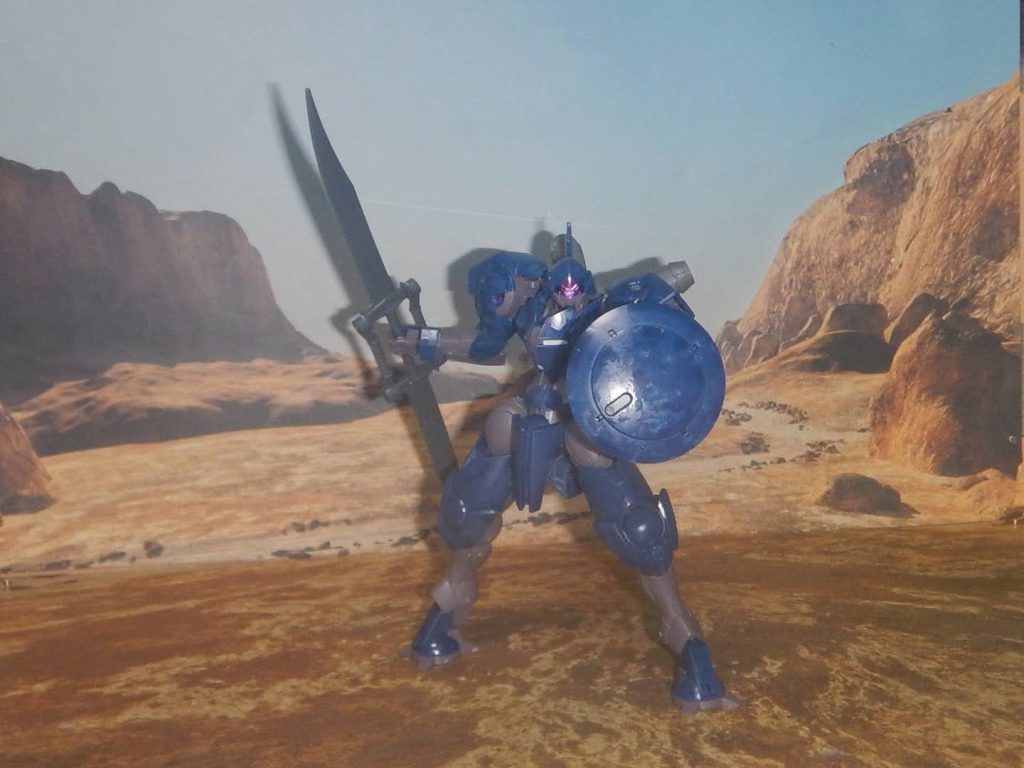 メイン武装のビームガトリングガンとヒートツインサーベルは数年前のキャンペーンのものから流用しました