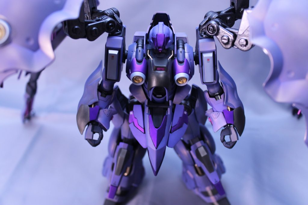 　色は，紫を基調とした色味で統一してみました。眺めてると顔色が悪い人みたいで不安になります。クリアホワイトとクリアパープルで調色してるのですが，途中で調色した色がなくなって作り直したので，ところどころちょっと色が違います('-';)　最後までご覧いただき，ありがとうございます。　もっと写真をうまく撮れるようになりたいなぁと思う今日この頃です。