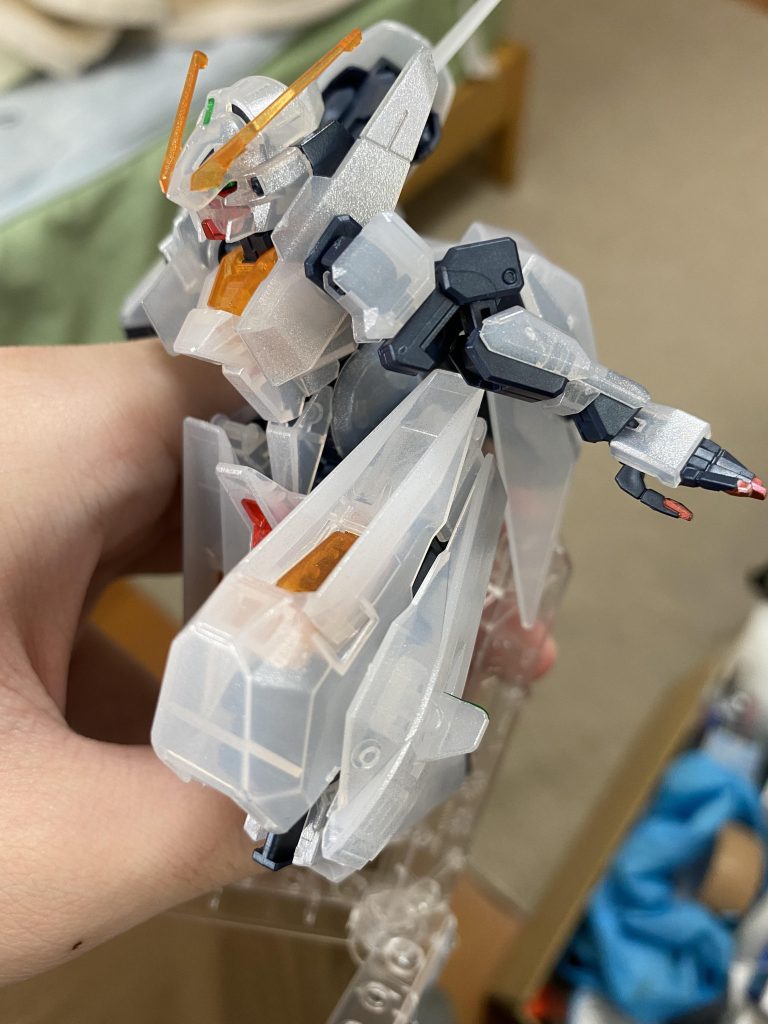 ラメっぽいのが分かりやすい写真。クリアカラーの所をよく見るとキラキラしてると思います。多分もっと分かりやすい動画をTwitterに挙げてるので,よければそちらもどうぞ(蒼井結目 on Twitter: