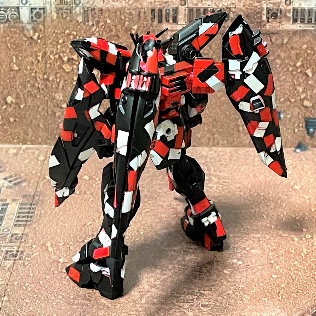 (　。・v・。)ﾉ 今回は、TOYOTA GAZOORACING のハイパーカー、「GR-010」をモチーフにしています。https://jp.motorsport.com/wec/news/8am-uk-toyota-reveals-first-pictures-of-new-le-mans-hypercar/4974059/#gal-4974059-featured-gallery1-toyota-gr010-hybrid-49631707カモフラージュ柄のため、あえてカメラやセンサー類は控えめにし、センターのサーチアイも取り付けていません。