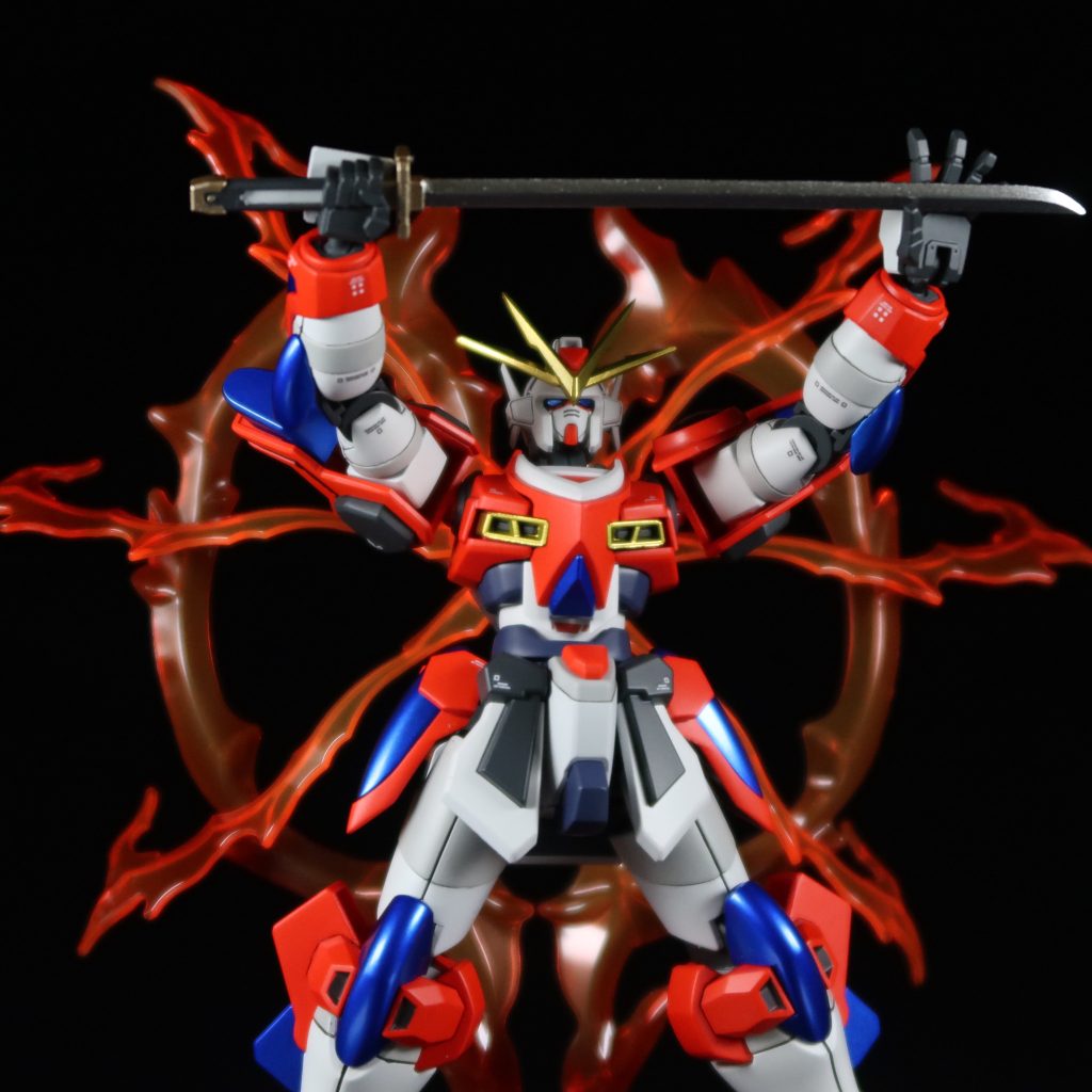 刀は単色成型だったのでマスキングで塗分けています。