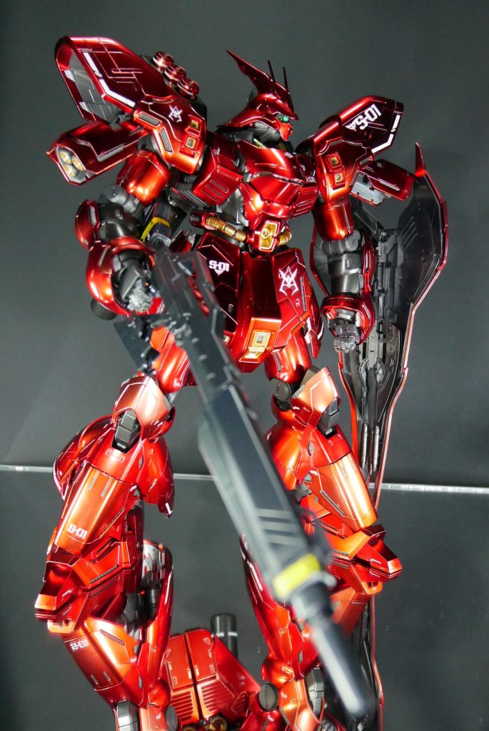 今回は、さすがにガチャガチャポージングは傷がつくのが怖くてやめました。