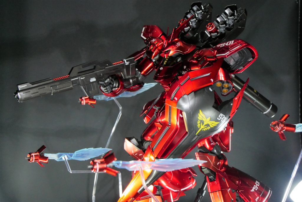 ファンネル放出!!※エフェクトは、先日天にめされた旧ストライクフリーダムフルバーストモードの遺品から拝借しております。