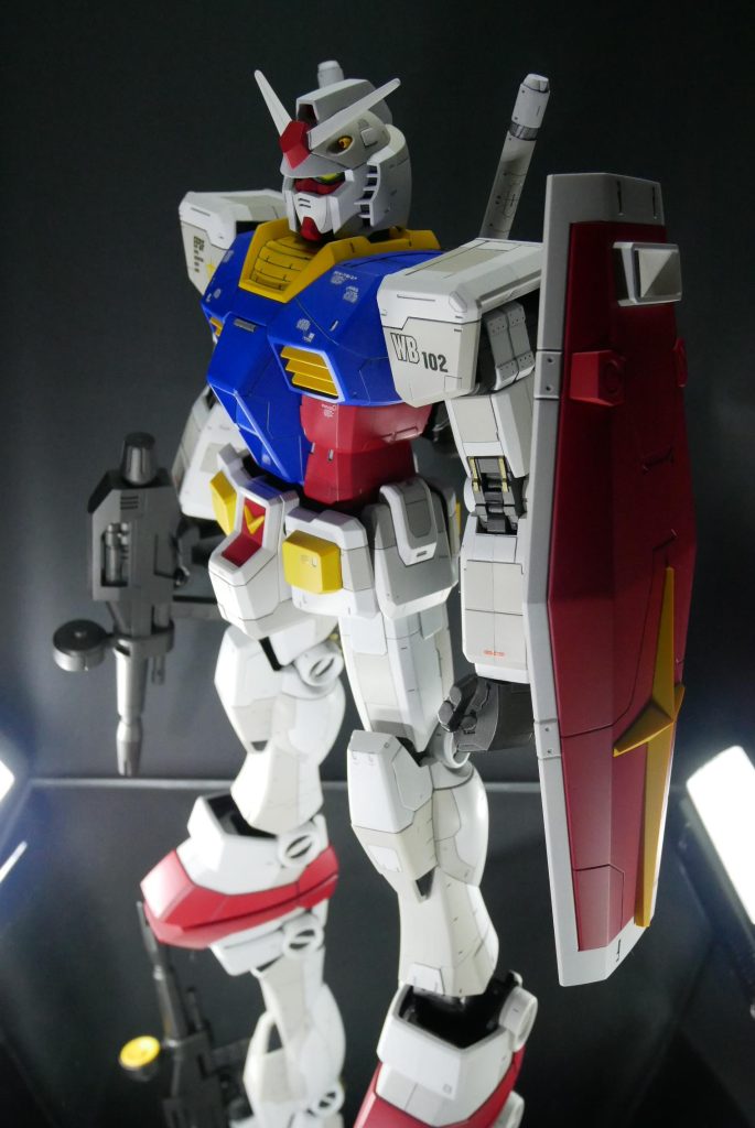 パチ組ですが、装甲の内側と内部フレーム塗装していましたw。記憶ねぇ~。