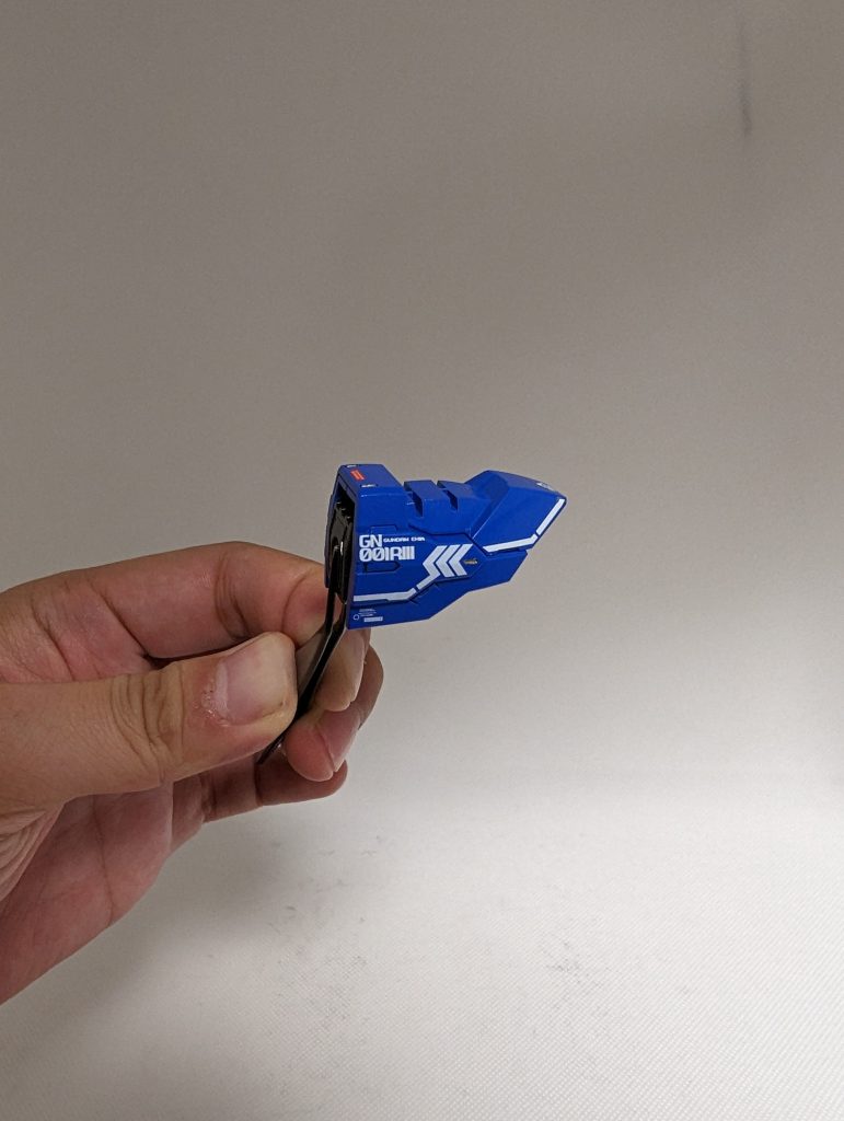 ポイントにゴールドをさしたりして印象を変えてます!